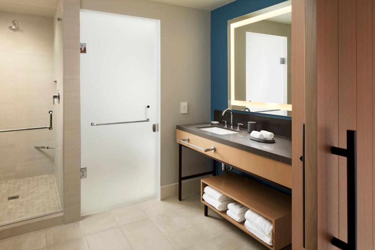 Loews Coral Gables Hotel Экстерьер фото